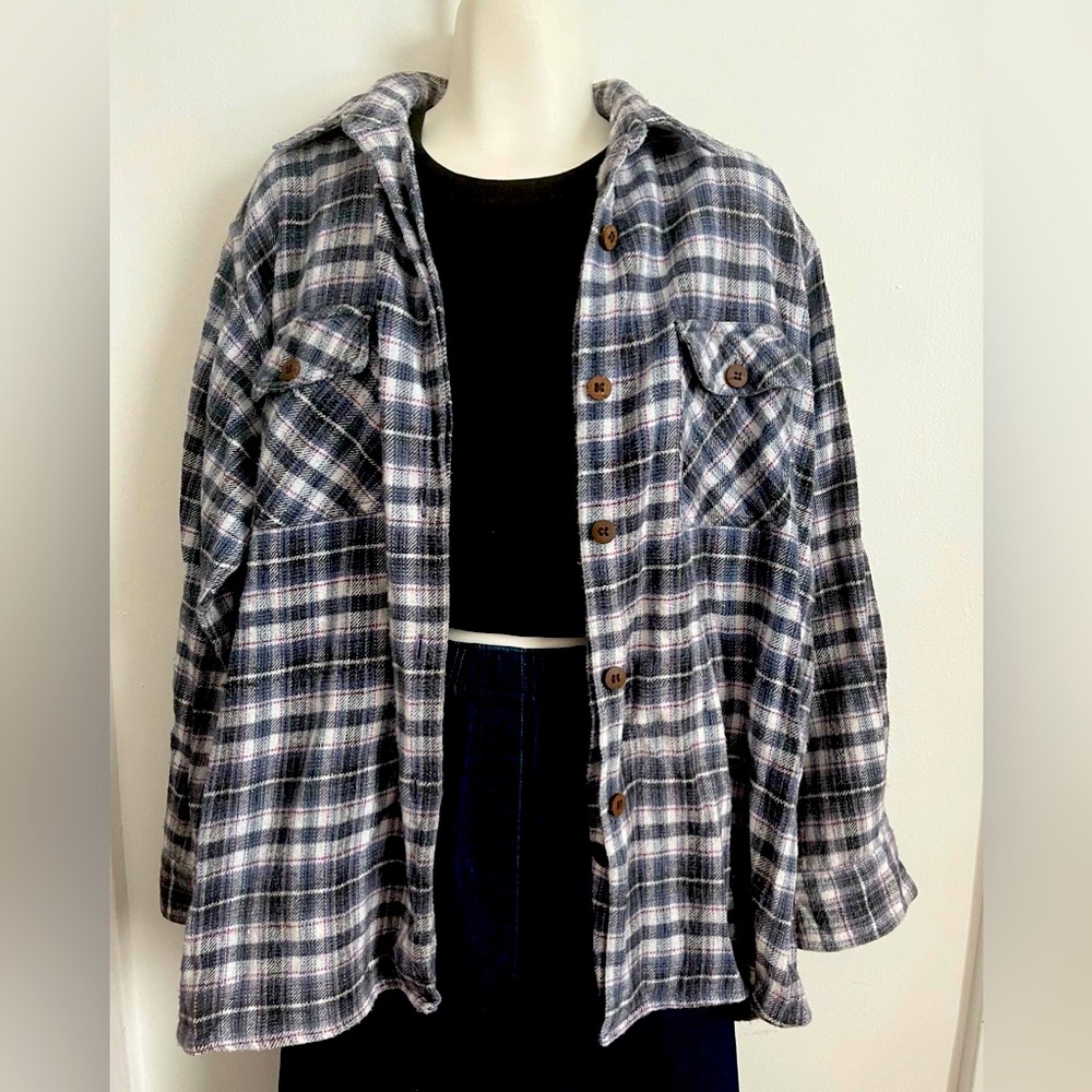 Baggy button up sweater